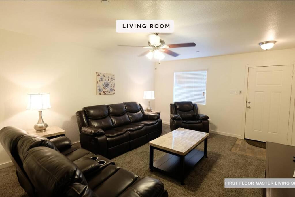فيلا 3 Story, 3 Bdrm, 4 Beds, 2 Bath, North Houston, Iah - 10B المظهر الخارجي الصورة